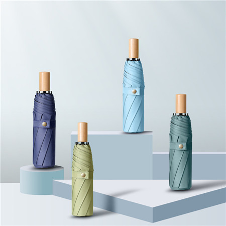 Folding umbrellas